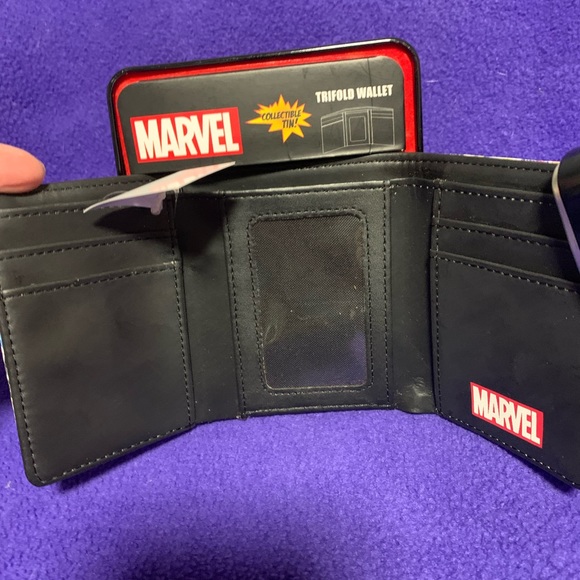 Marvel Spider-Man Tri-Fold Wallet - Picture 4 of 7